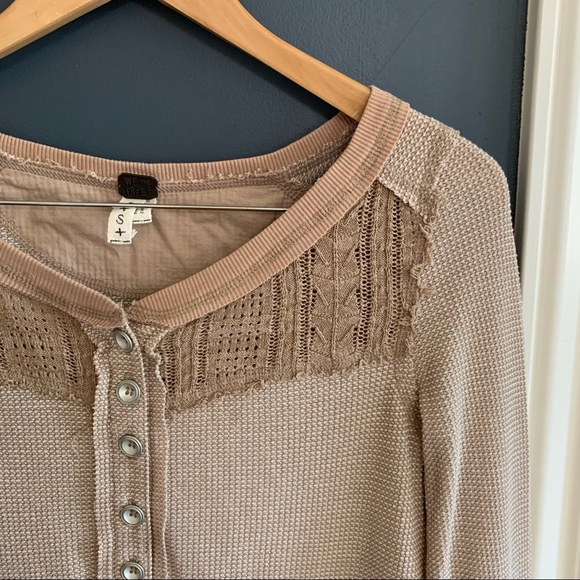 Free People We The Free Basic Thermal Top. S - Picture 4 of 12